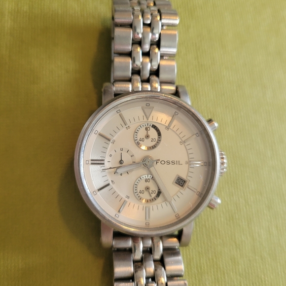 Fossil Women's ES-1793 Boyfriend Watch Chronograph - Picture 2 of 14